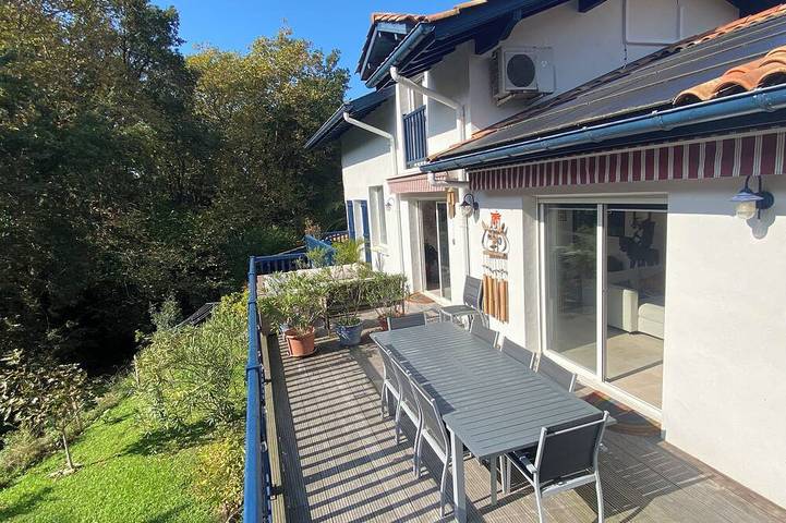 Villa pour 8 personnes, avec jardin et terrasse à Saint-Jean-de-Luz