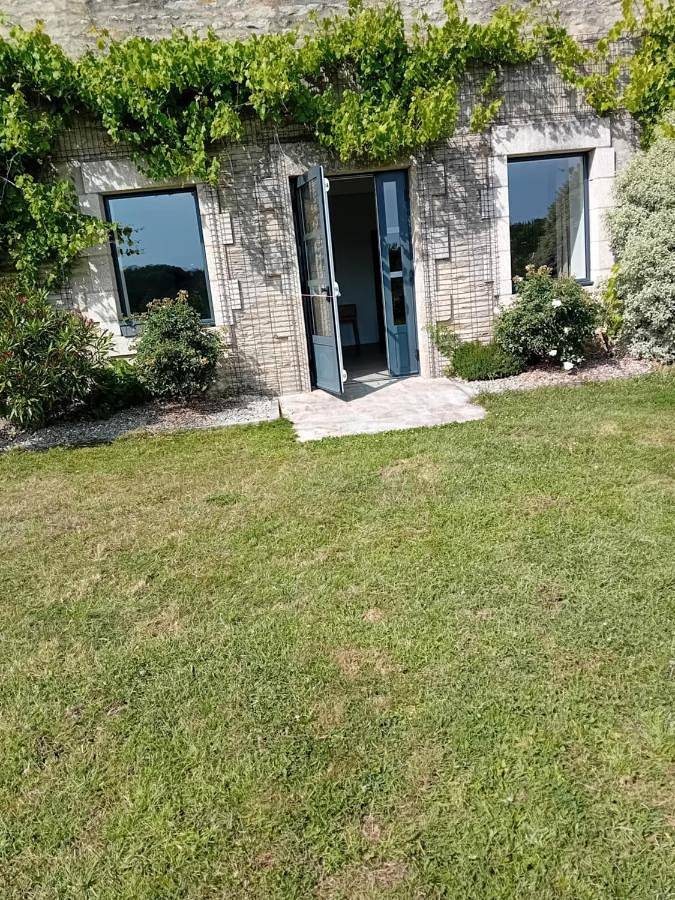 Chambre d’hôte pour 2 personnes, avec vue et jardin dans Theix-Noyalo - 3