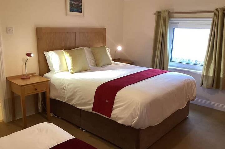 Location de vacances pour 16 personnes, avec jardin, animaux acceptés à Roundstone - 2