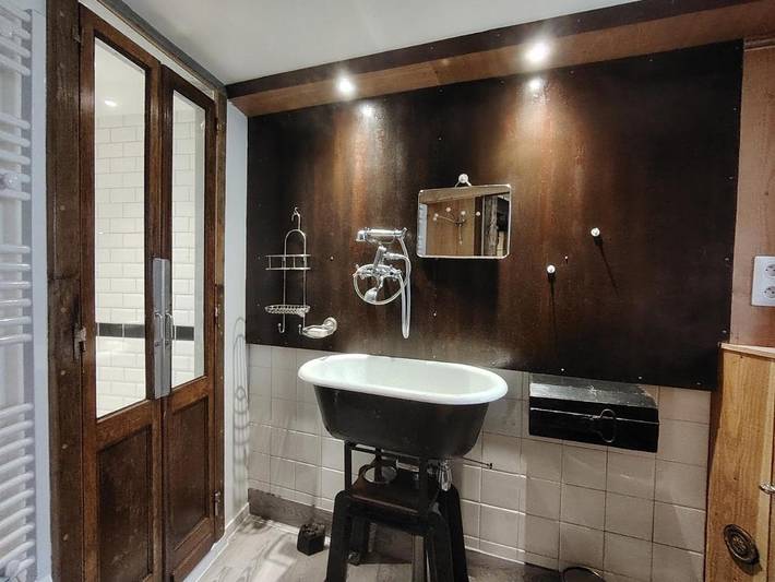 Location de vacances pour 9 personnes, avec jardin à La Chartre-sur-le-Loir - 4