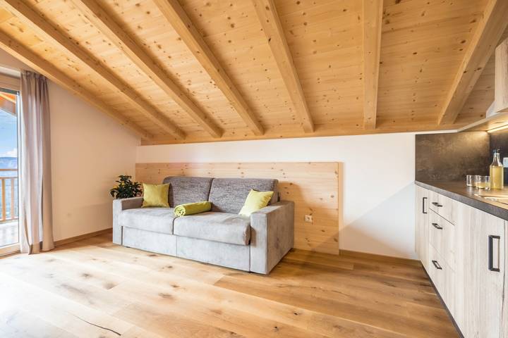 Appartamento intero, Appartamento per vacanze "Rosmarin" con vista sulle montagne, Wi-Fi, balcone e sauna in Verano, Alpi Sarentine