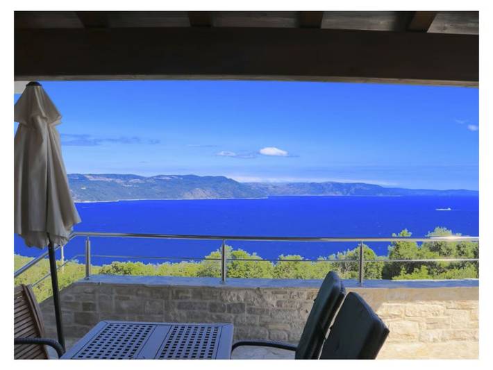 Ferienhaus für 5 Personen, mit Terrasse und Pool sowie Garten, mit Haustier - 1