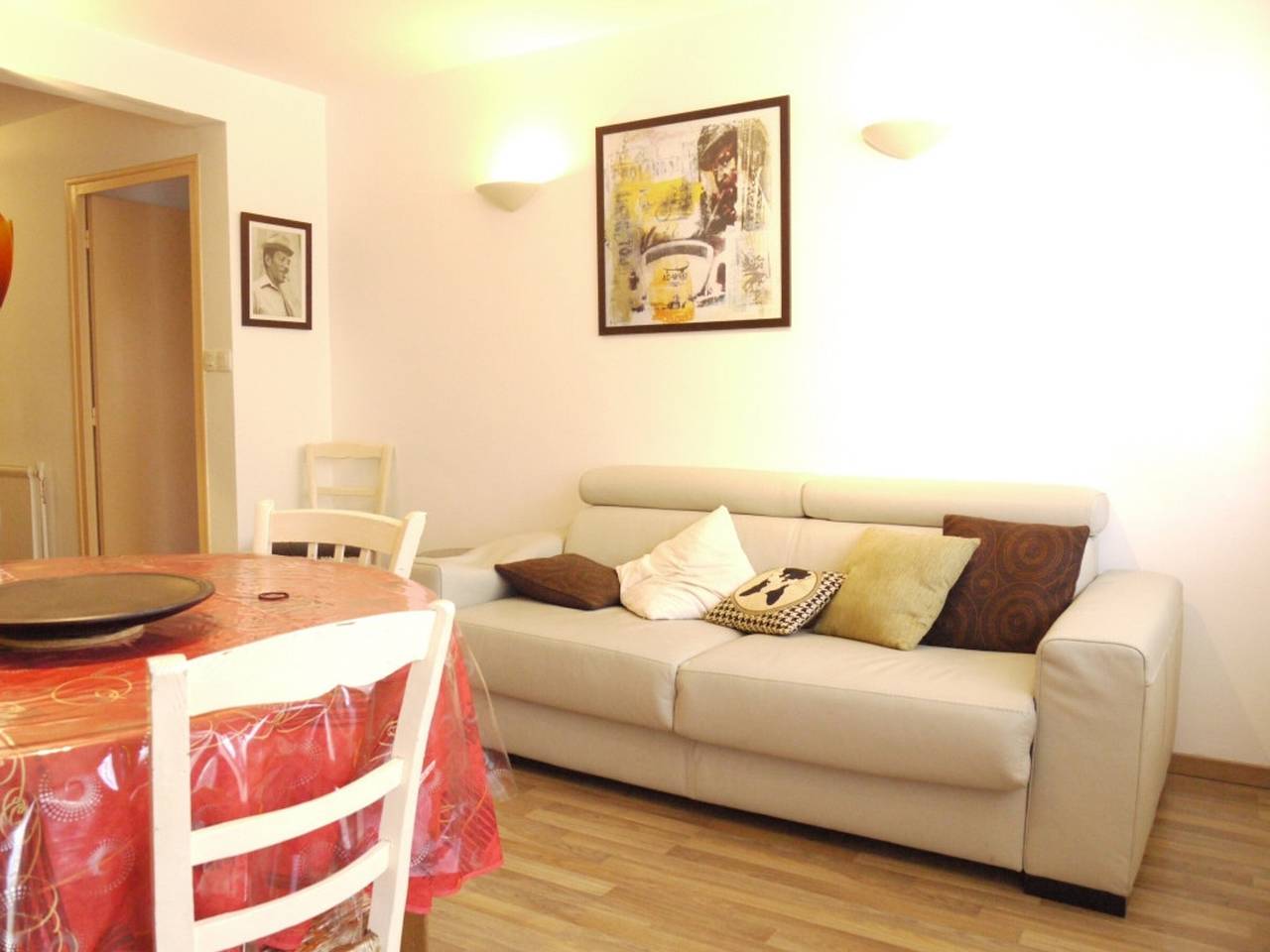 Entire apartment, Les 2 Alpes - Apartment 6 pers, sunny balcony, parking available in Vénosc, Les Deux Alpes