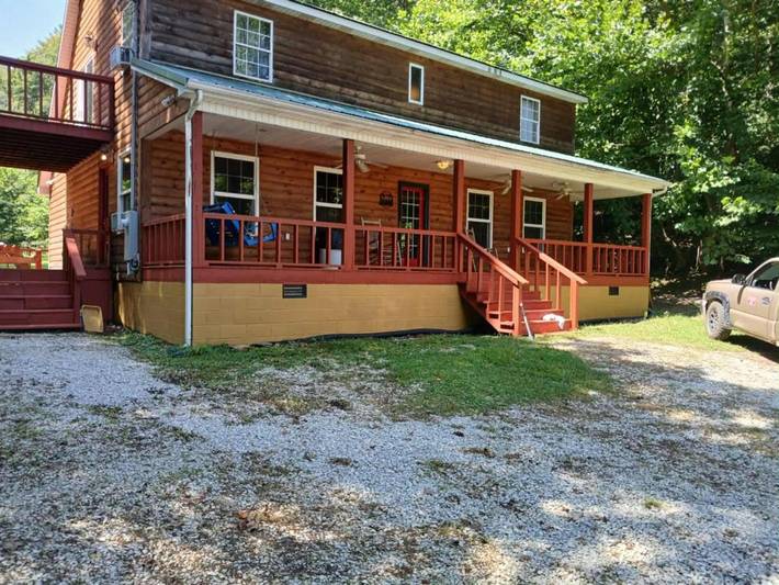 Dom dla 15 osób, z ogród i jacuzzi, zwierzęta dozwolone w Wirginia Zachodnia