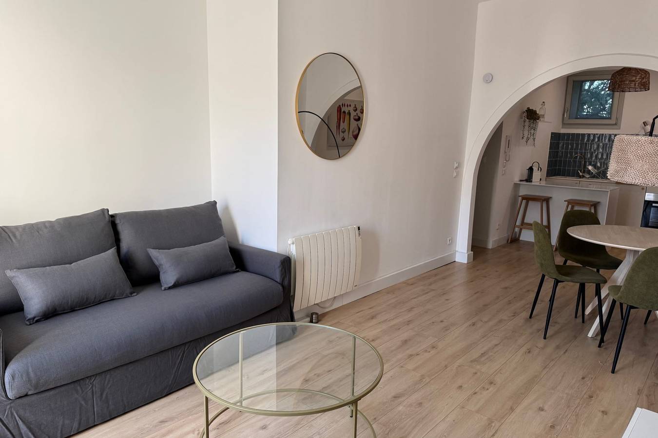 Hel lejlighed, 1 bedroom apartment with balcony - near park in Montpellier, Côte d'Améthyste