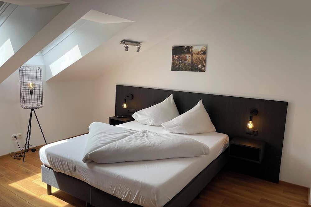 Appartment with stunning views of Lake Wörthersee in Schiefling am See, Klagenfurt-Land