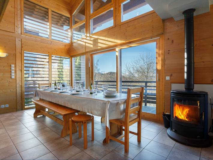 Casa rural para 12 personas, con balcón - 1