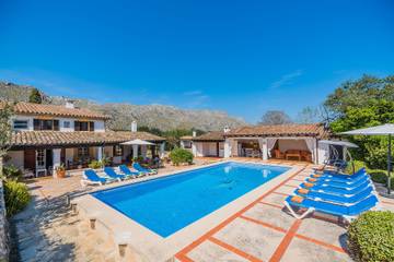 Villa in Pollença, Serra de Tramuntana für 8 