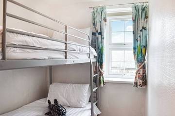 Log Cabin for 6 People in Bude, Cornwall, Photo 3