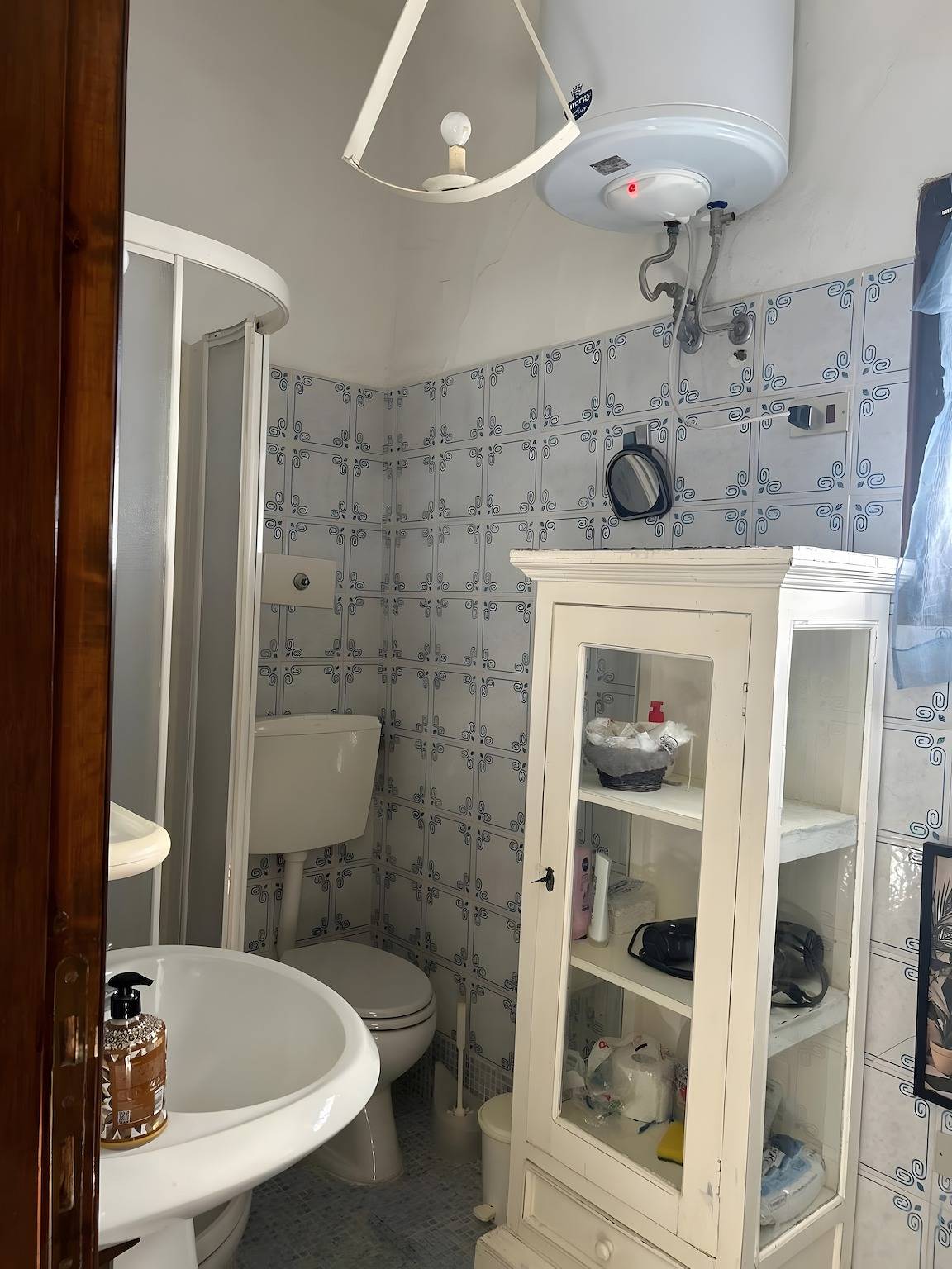 Apartamento entero, Apartamento 'Villa Marina' con vistas al mar, piscina compartida y aire acondicionado in Santa Margherita di Pula, Región de Pula