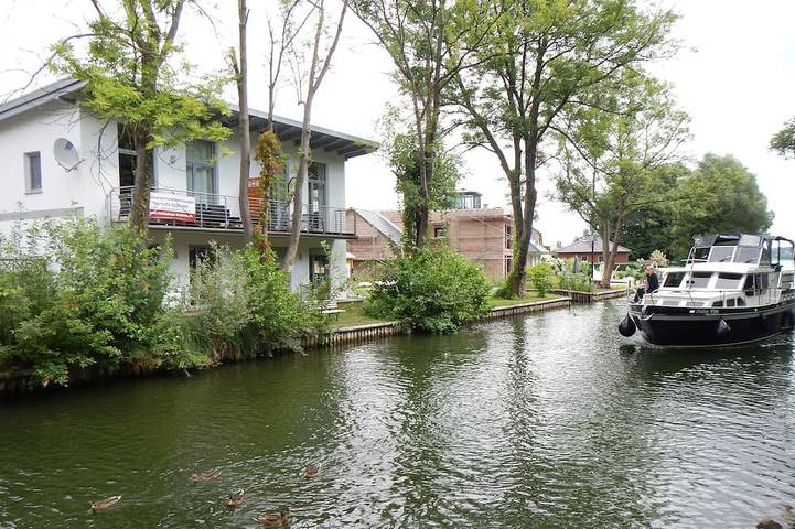 Ferienwohnung für 2 Personen, mit Balkon und Terrasse sowie Garten in Storkow