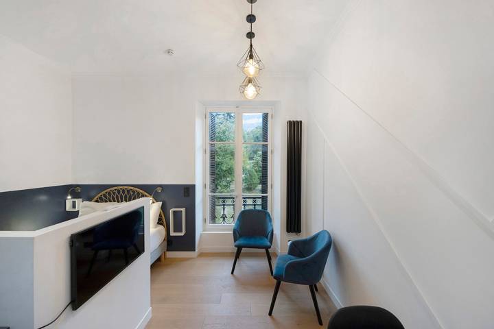 Entire apartment, Apartment 'Studio 3 Étoiles Le Bernascon' with Wi-Fi in Aix-les-Bains, Chambéry region