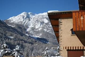Chalet pour 4 personnes, avec jardin et balcon, animaux acceptés dans Serre Chevalier