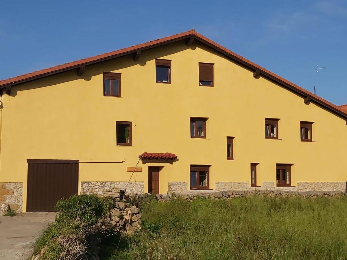 Casa Rural Valle de Altamira in Herrán, Santillana del Mar