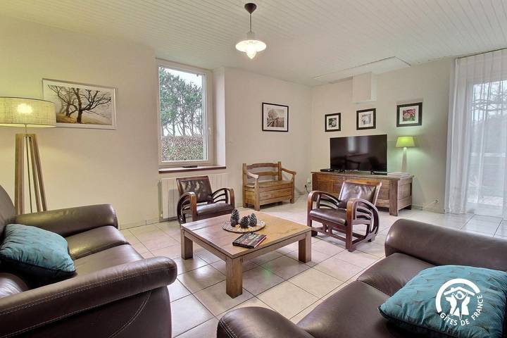 Gîte pour 6 personnes, avec jardin à Pluvigner - 4