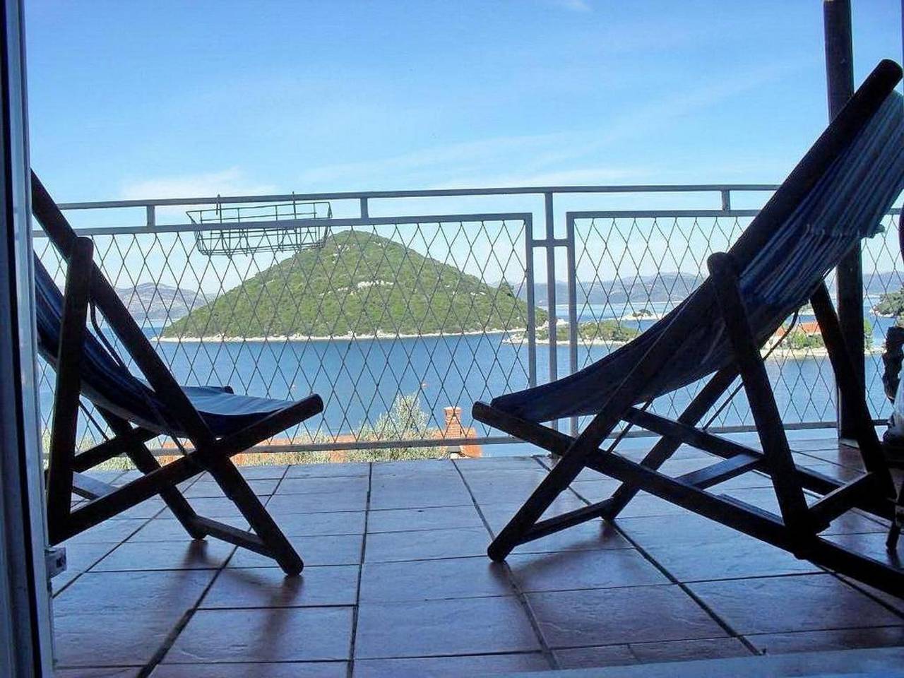 Ganze Wohnung, 3-Zimmer-Ferienwohnung am Strand Prozurska Luka, Mljet A-4939-a in Mljet