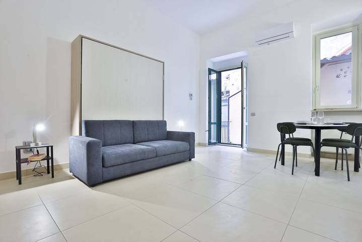 Ferienwohnung für 2 Personen, mit Balkon/Terrasse in Salerno - 2
