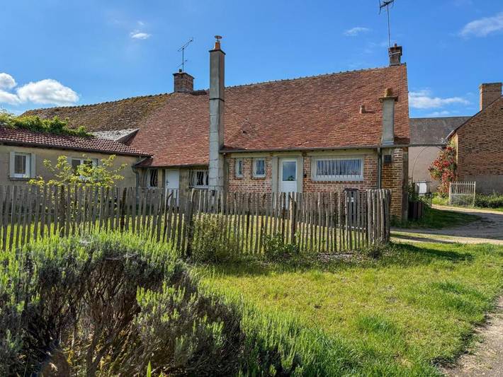 Location de vacances pour 6 personnes, avec jardin à Villeny - 2