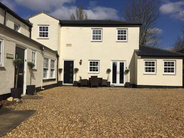 Holiday Rental for 6 People in Great Paxton, Cambridgeshire, Photo 1