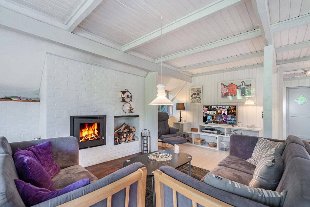 Urlaub mit Kind & Hund in Houstrup - Familienfreundliches Ferienhaus mit Reetdach nahe dem Meer  in Nørre Nebel, Varde