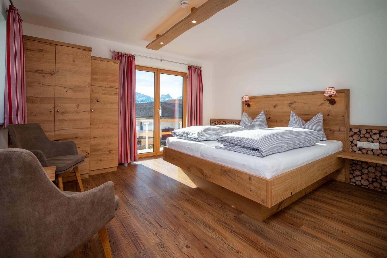Ganze Ferienwohnung, Doppelzimmer Schlossblick P**** in Hopferau, Bayerisch Schwaben
