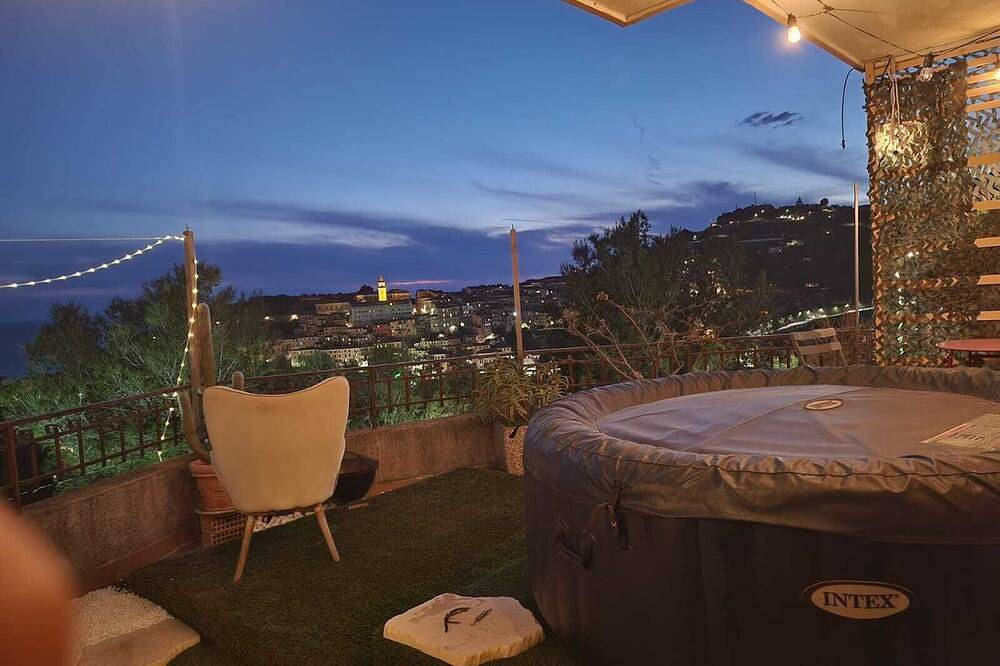 Entire apartment, Escape and well-being in Ventimiglia (City), Ventimiglia