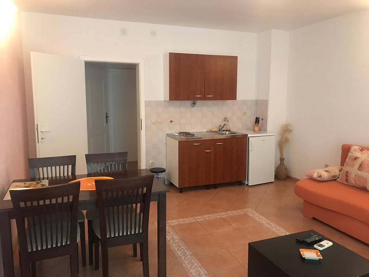 Smještaj Za Odmor za 4 Osobe u Marina, Splitsko-dalmatinska županija