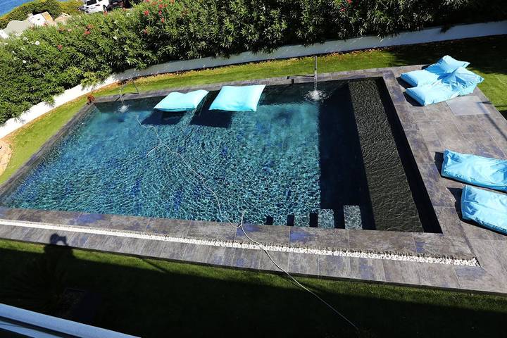 Chambre d’hôte pour 2 personnes, avec jacuzzi ainsi que jardin et piscine en Provence - 3