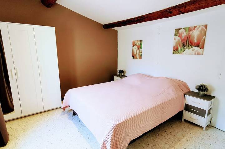 3 bedroom house, private pool, 10min from Pont du Gard in Meynes, Nimes und Umgebung