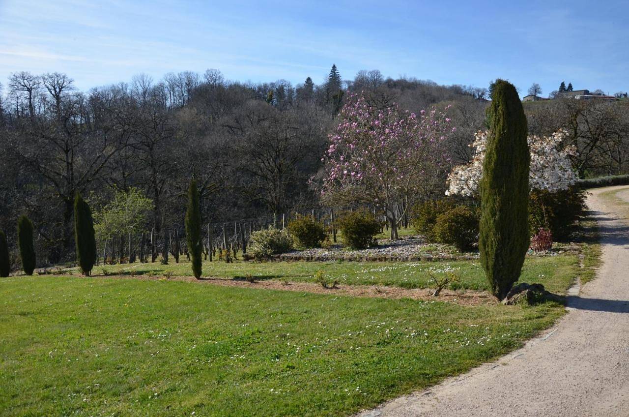 Appartement entier, One-Bedroom Apartment in Albiac, Parc Naturel Régional des Causses du Quercy