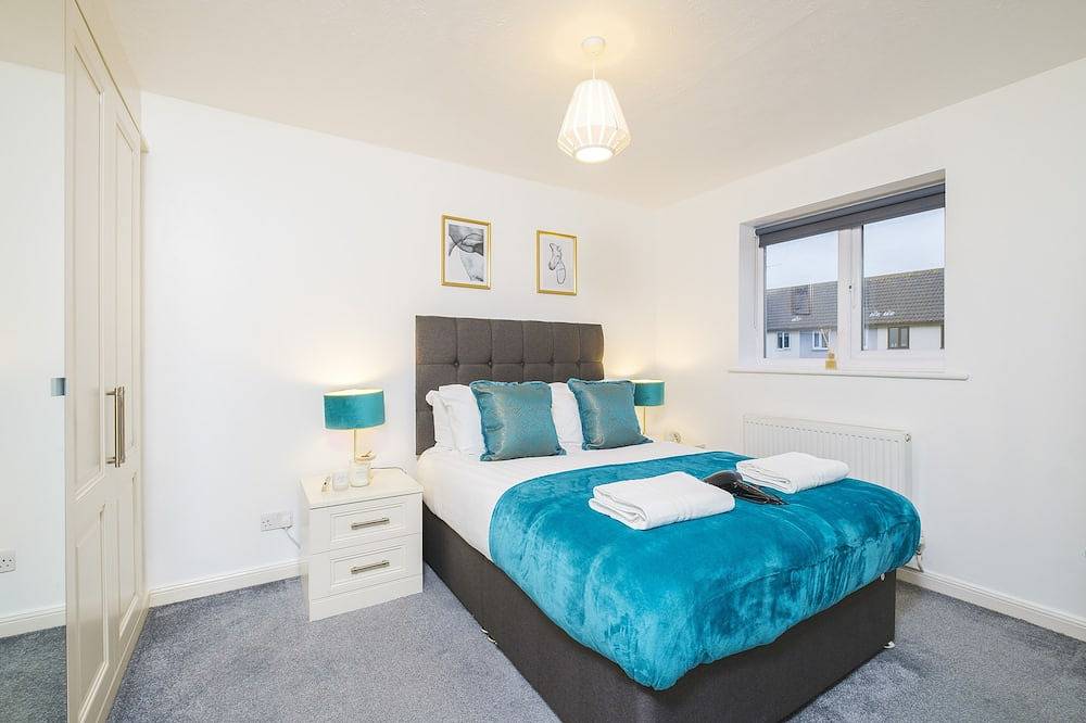 Beautiful 3 Bed House with Amazing Views in Dartford, Kent. in Dartford, Kent