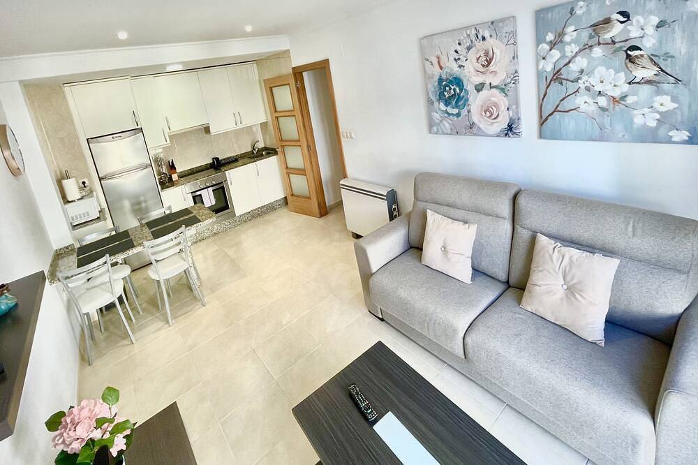 Entire apartment, Land- Central Apartment in Viveiro, Galician Coast