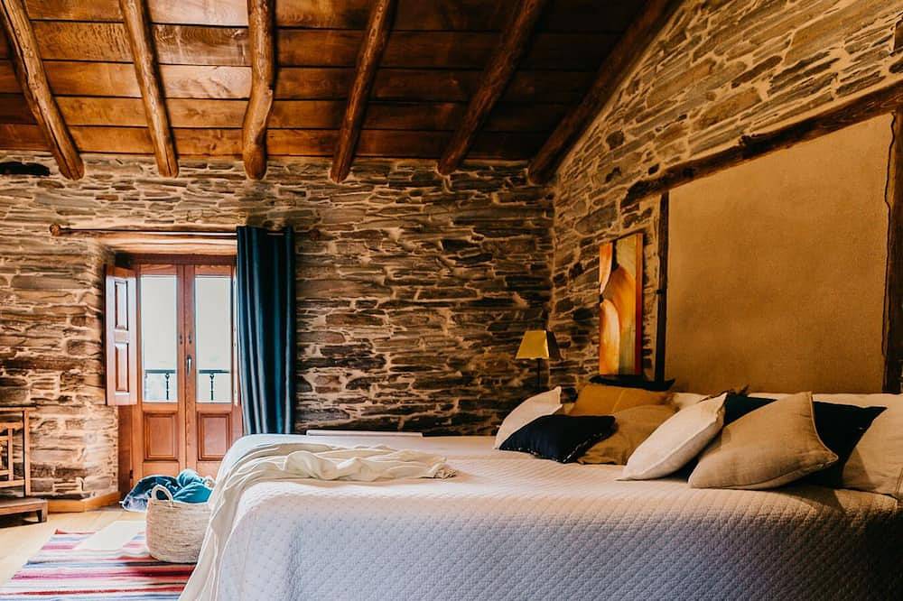 Houses of Outeiro for 4 people in Samos (Lugo), Lugo Province