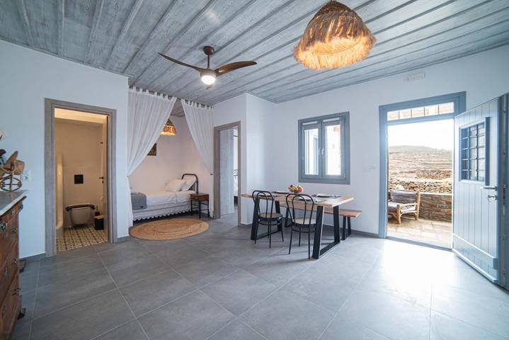 Gîte pour 3 personnes, avec terrasse dans Kithnos Chora - 2