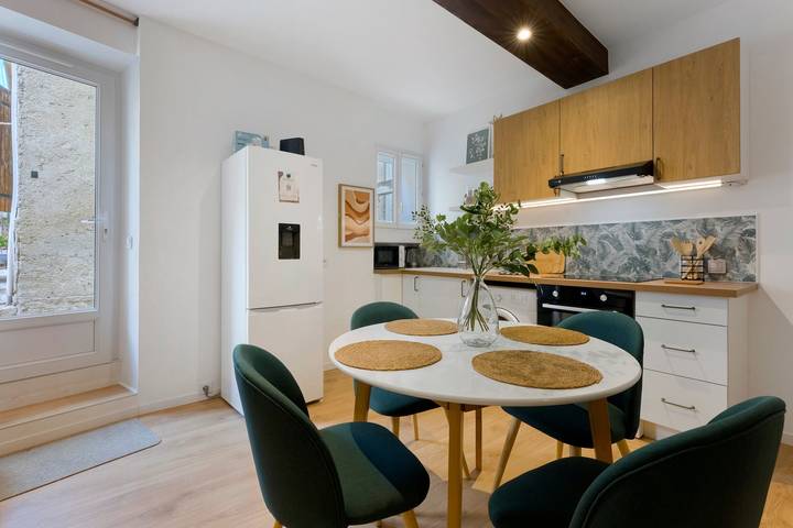 Casa de vacaciones 'Maison Village Pour 4 Perso' con Wi-Fi in Barbentane, Region de Arles