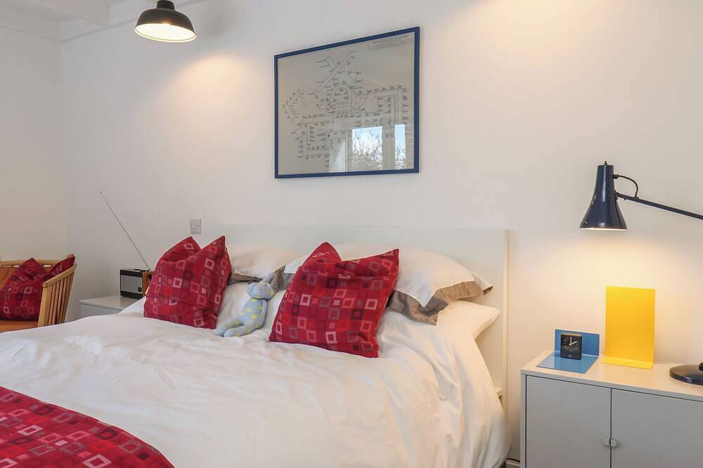 Nancy’S Blushes, pet friendly in Saltburn-By-The-Sea in Saltburn by the Sea, Redcar and Cleveland
