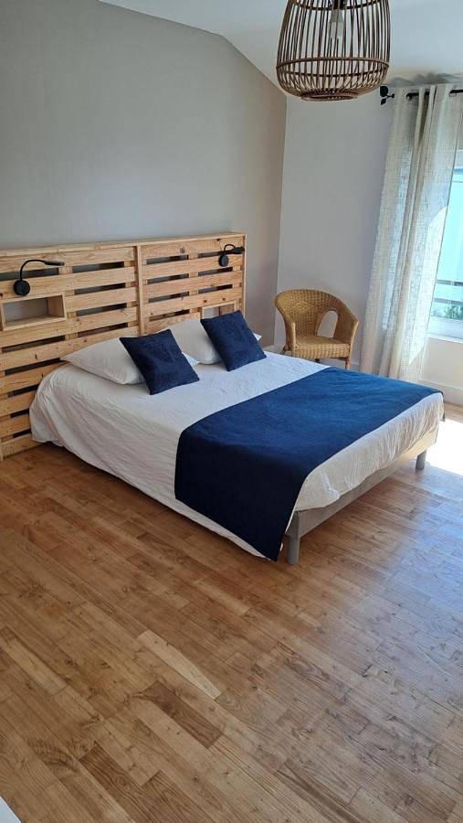 Chambre d’hôte pour 6 personnes dans Chanverrie - 2