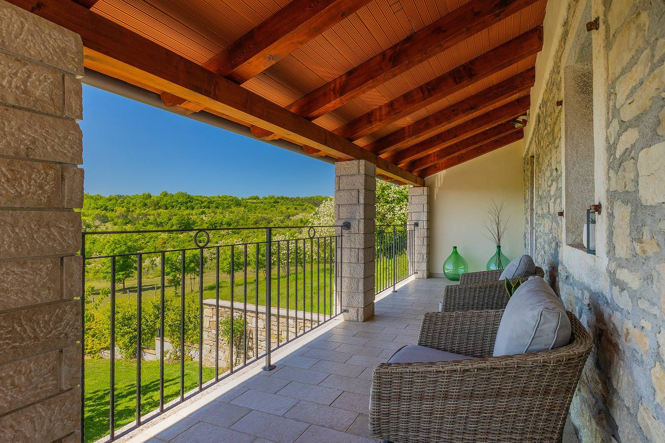 Villa Cartolina by Villas Guide in Grožnjan, Općina Grožnjan