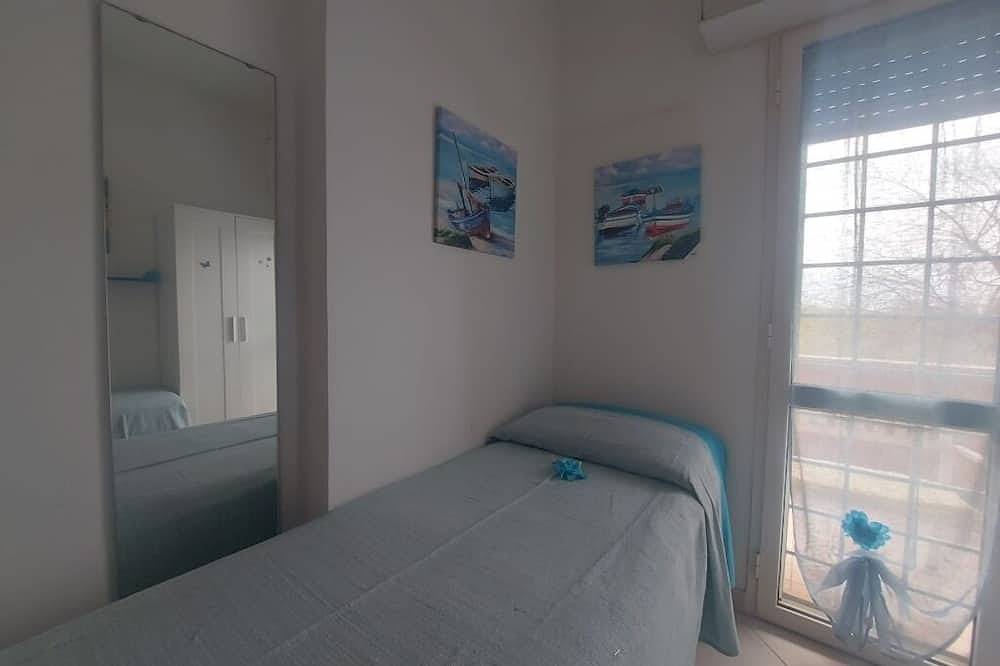 \"The Hawthorn Pitchers\" Apartments in Ardea, Provincia de Roma