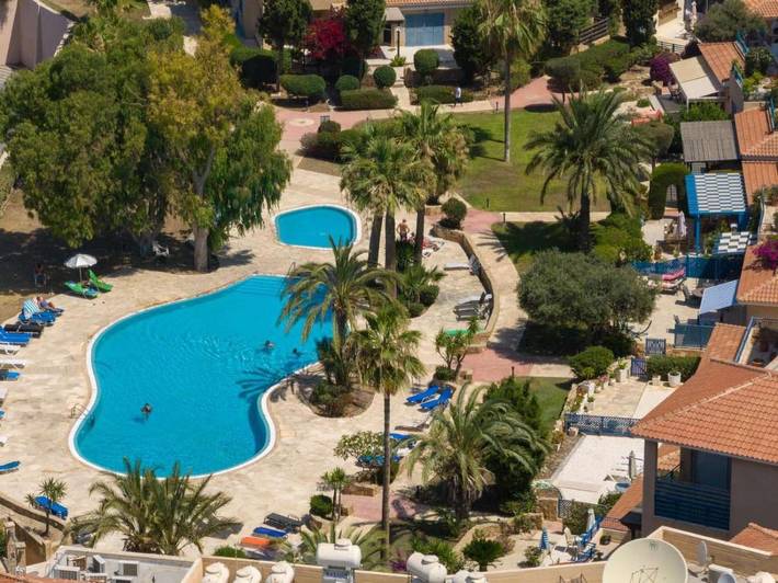 Ferienwohnung für 4 Personen, mit Ausblick und Balkon sowie Pool in Paphos - 3