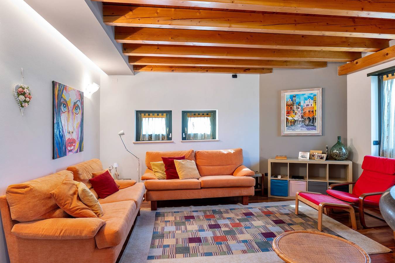 Homestay 'La Casa Di Gio - Camera' con Piscina in Comune, Wi-Fi e Aria Condizionata in San Giovanni Lupatoto, Provincia di Verona