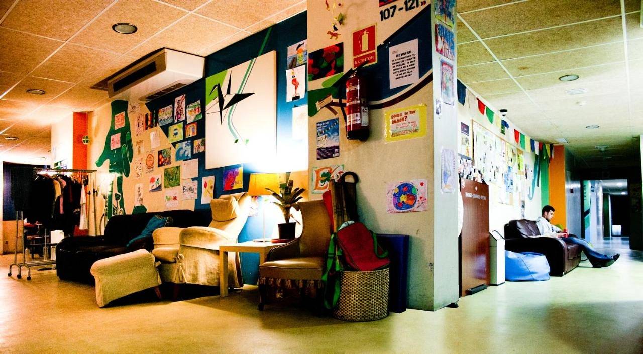 Be Dream Hostel in Badalona, Barcelonés