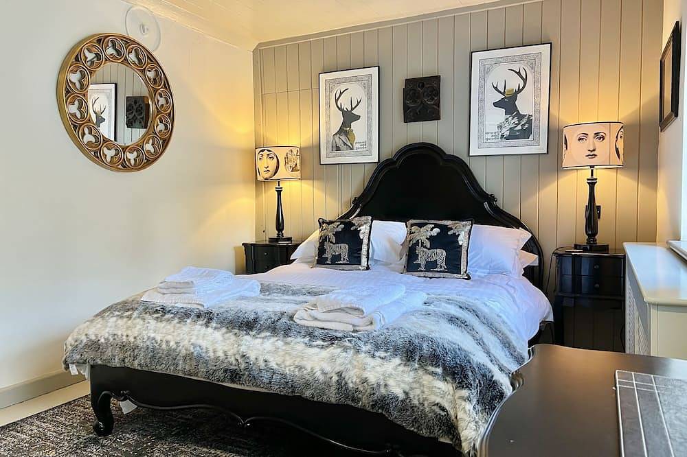 Stunning Boutique Holiday Cottage With Spectacular Sea Views 2-Beds/2-Bathrooms in Salthouse, Norfolk Coast