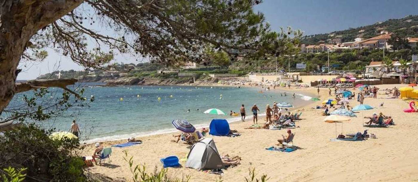 Camping 4 étoiles - efaac0 in Roquebrune-sur-Argens, Draguignan en omgeving