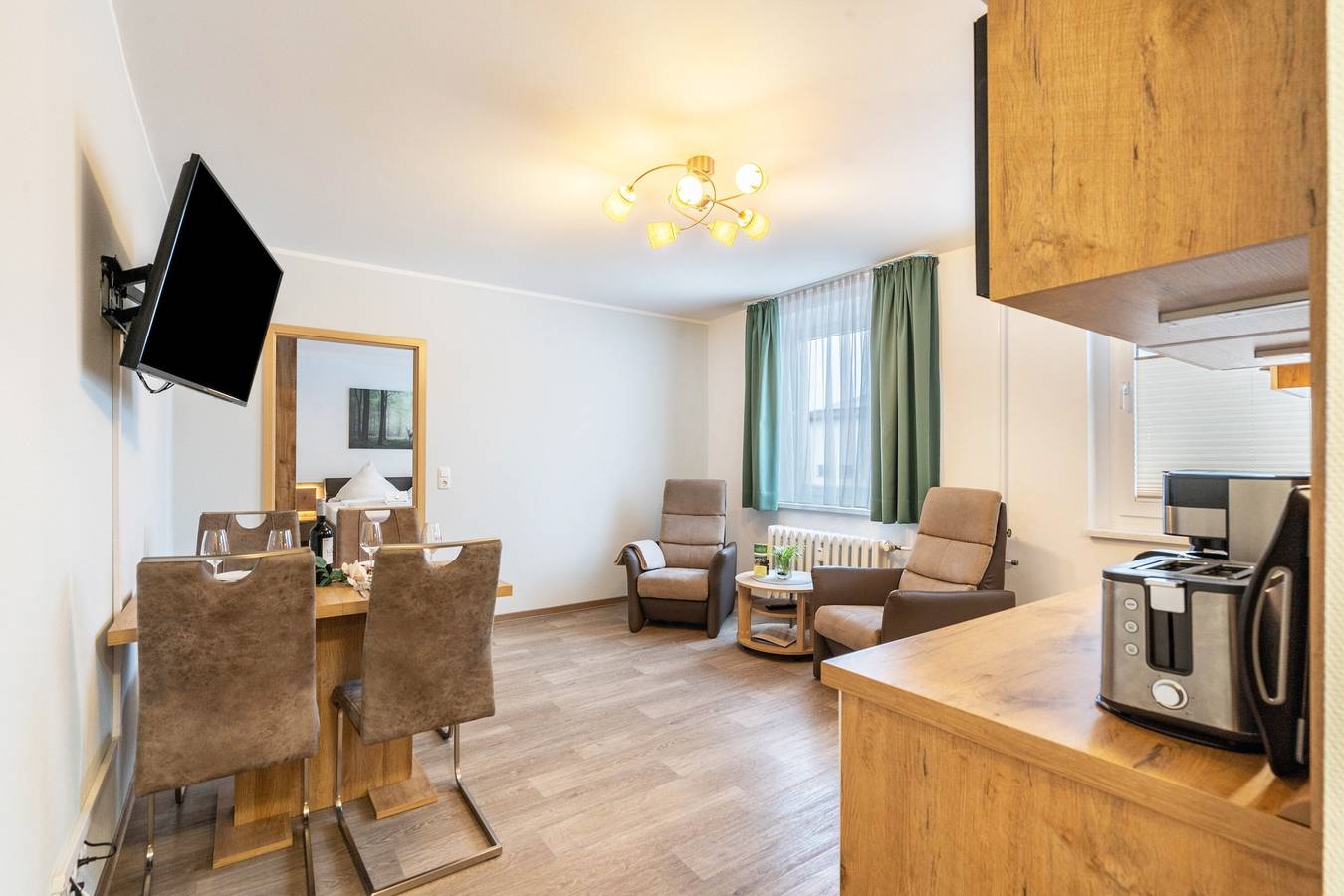 Entire apartment, Holiday Apartment at Pension Clara – Klipphausen in Klipphausen, Region Meissen
