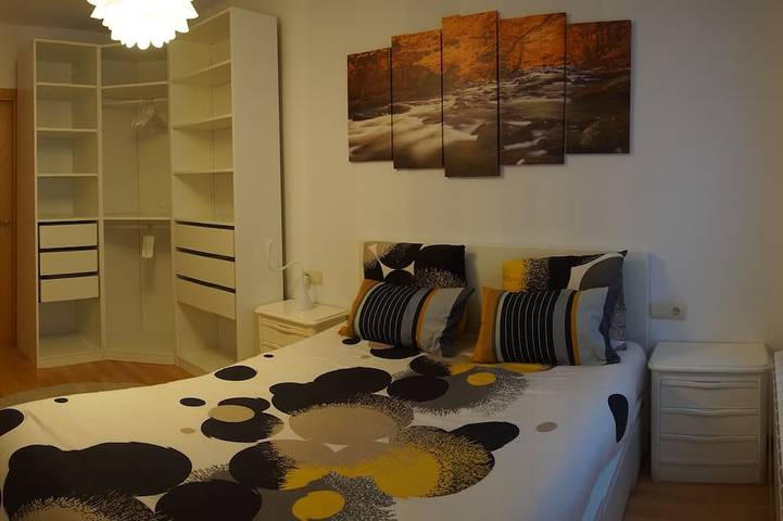 Gîte pour 6 personnes, avec terrasse, animaux acceptés dans Hecho - 2