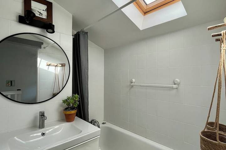 Ganze Wohnung, Lovely duplex just a stone's throw from the beach. Beach, village, market all within walking distance. in Bidart, Bayonne und Umgebung