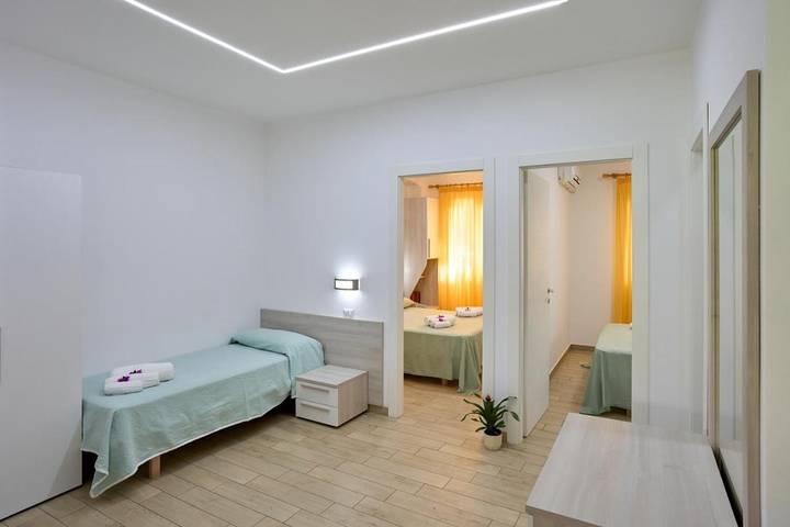 Bungalow für 3 Personen, mit Pool und Garten in Kalabrien - 4