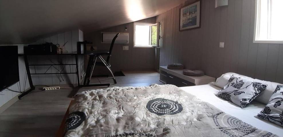 Gîte pour 4 personnes, avec piscine ainsi que terrasse et jardin dans Port de Taverna - 3