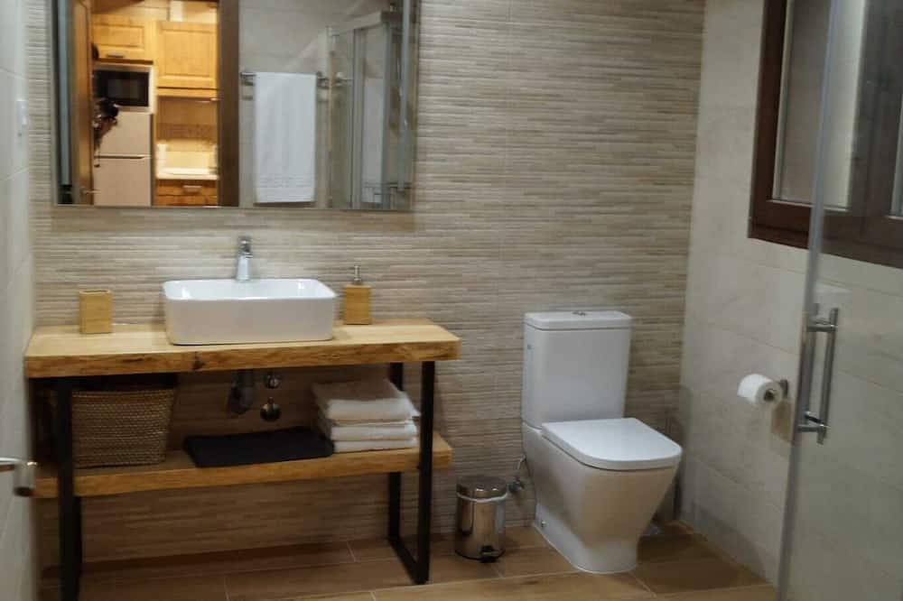 Apartamento entero, Puente viejo de Buitrago Casa Roble in Buitrago del Lozoya, Provincia de Madrid
